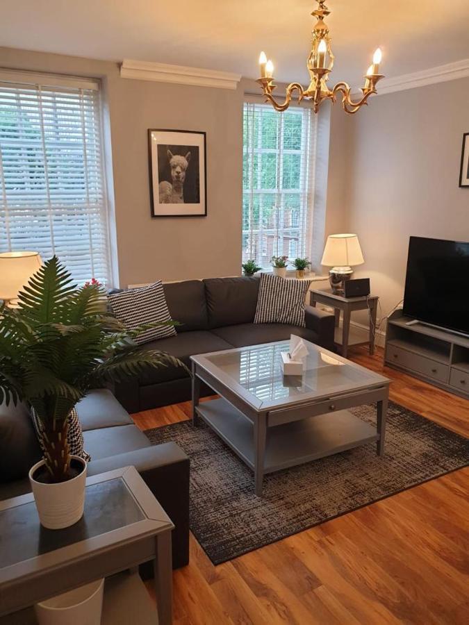 Beautiful 2 Bedroom Flat In Frampton Street Londres Extérieur photo