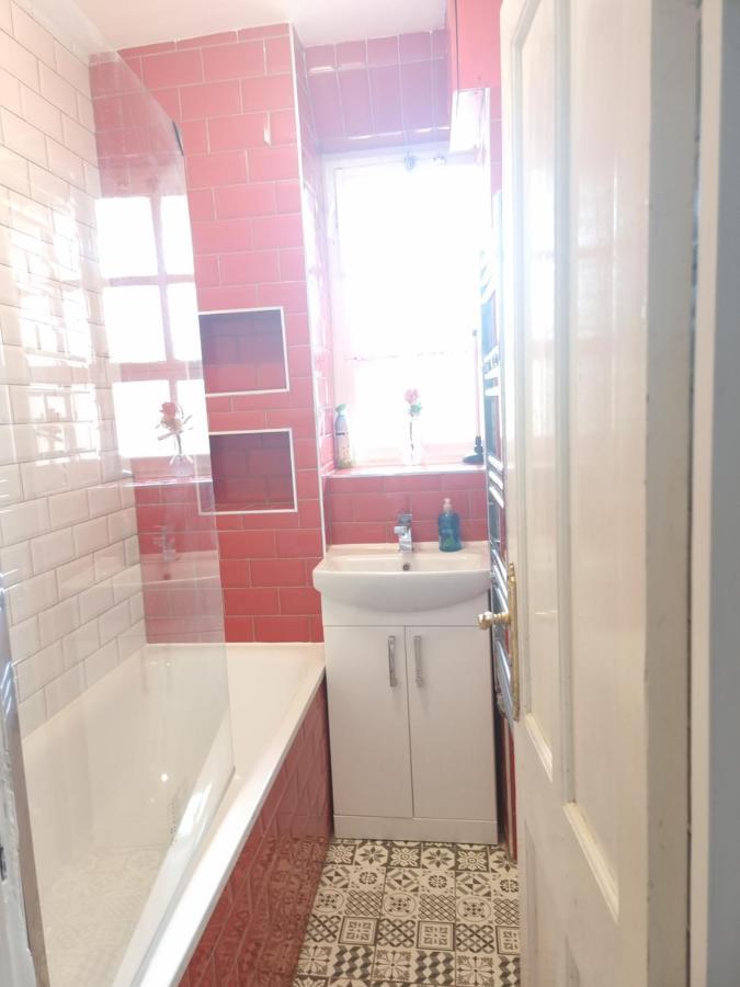 Beautiful 2 Bedroom Flat In Frampton Street Londres Extérieur photo